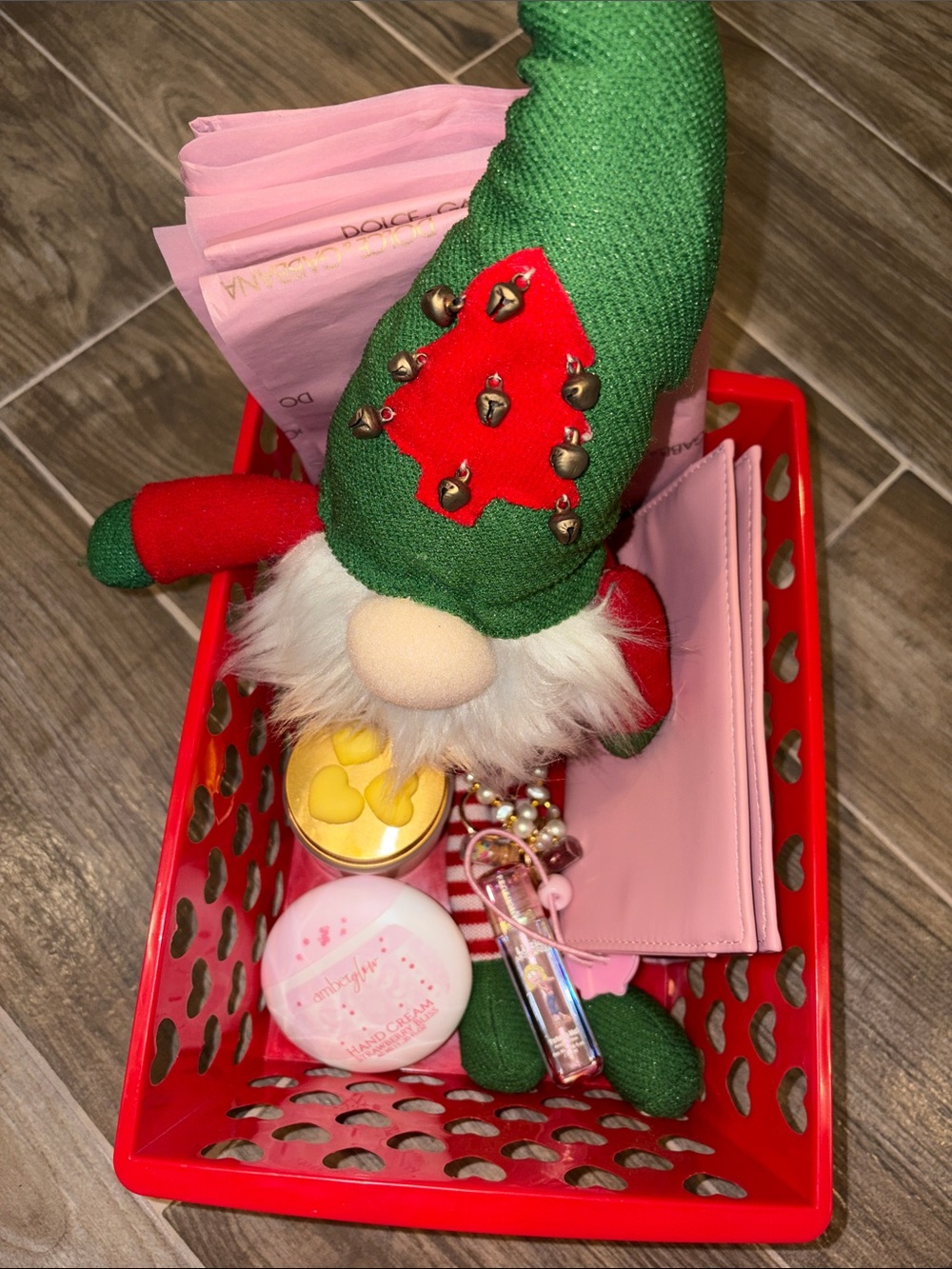 Bundle Christmas gifts